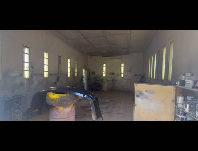 400M² WAREHOUSE TO LET IN NELSPRUIT EXT 8